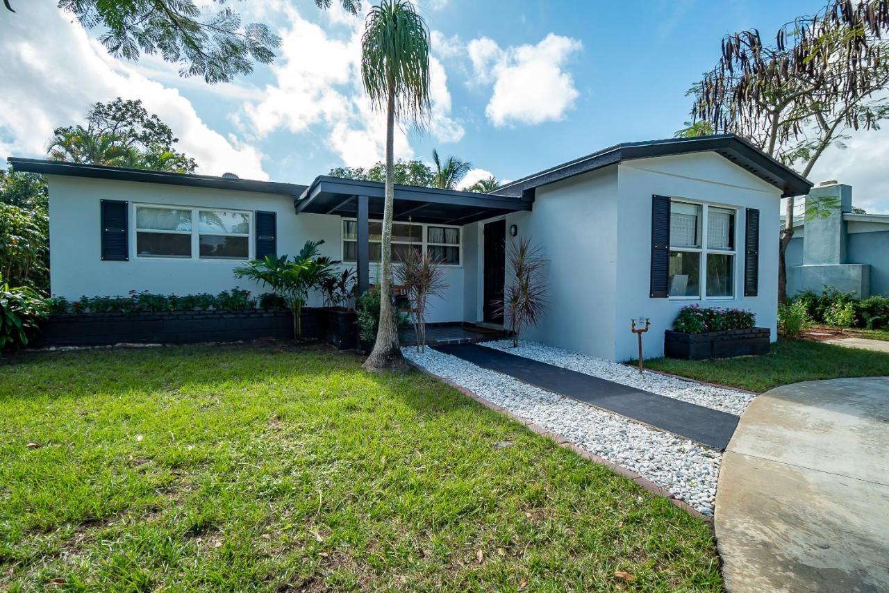 West Palm Beach Elegant 5Br With Hot Tub And Fire Pit Near Beach Exterior photo